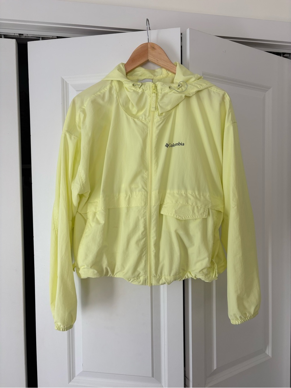 Columbia Women's Pale Yellow Hooded Shell Jacket
